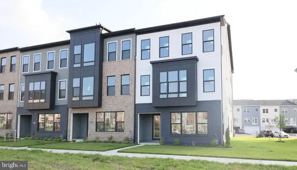 121 Summit Point Blvd #15-j, BOWIE, MD 20716