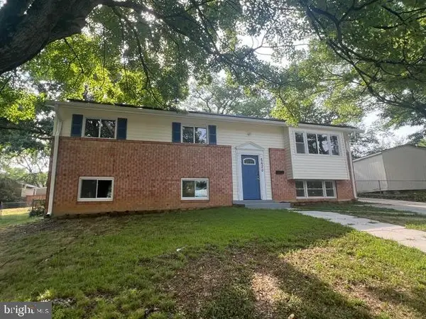 5620 Galloway Dr, OXON HILL, MD 20745