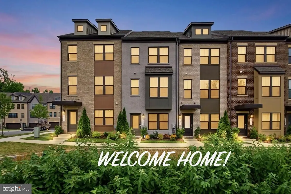 3469 Carnaby St, Hyattsville, MD 20782 - #1