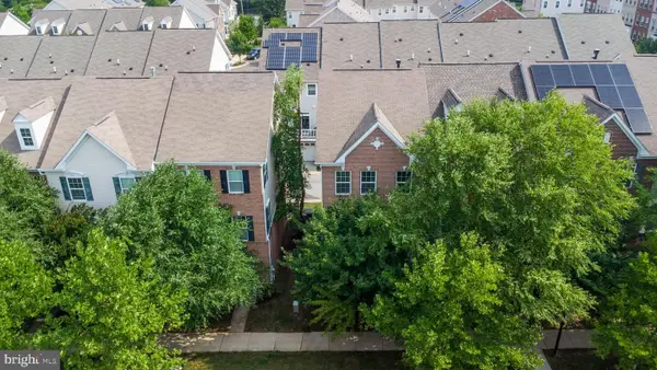 1709 Fernwood Dr, UPPER MARLBORO, MD 20774