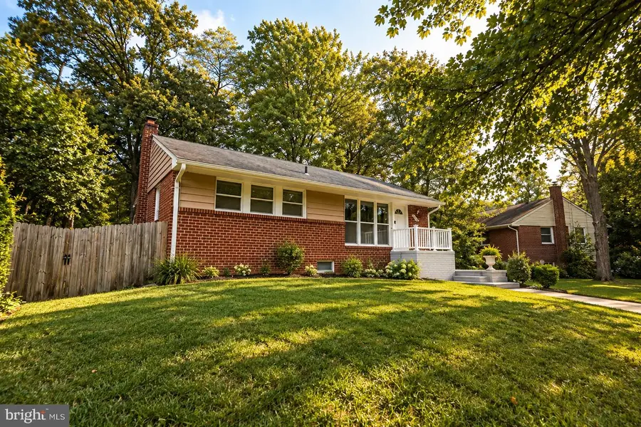 6426 Inlet St, Hyattsville, MD 20784 - #2
