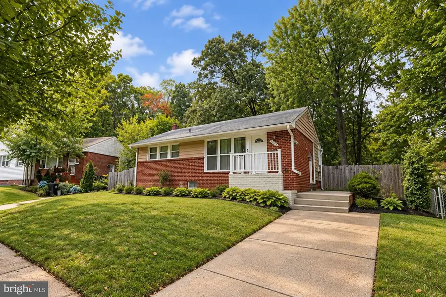 6426 Inlet St, Hyattsville, MD 20784 - #3