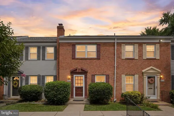 8026 Lakecrest Dr, GREENBELT, MD 20770
