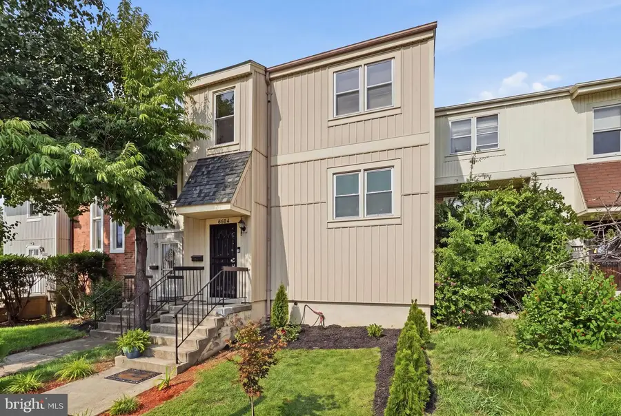 6504 Buckland Ct, Fort Washington, MD 20744 - #2