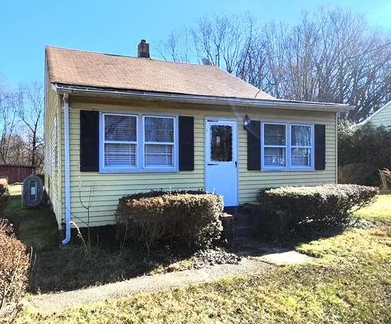 2512 Robert S Crain Hwy, UPPER MARLBORO, MD 20774