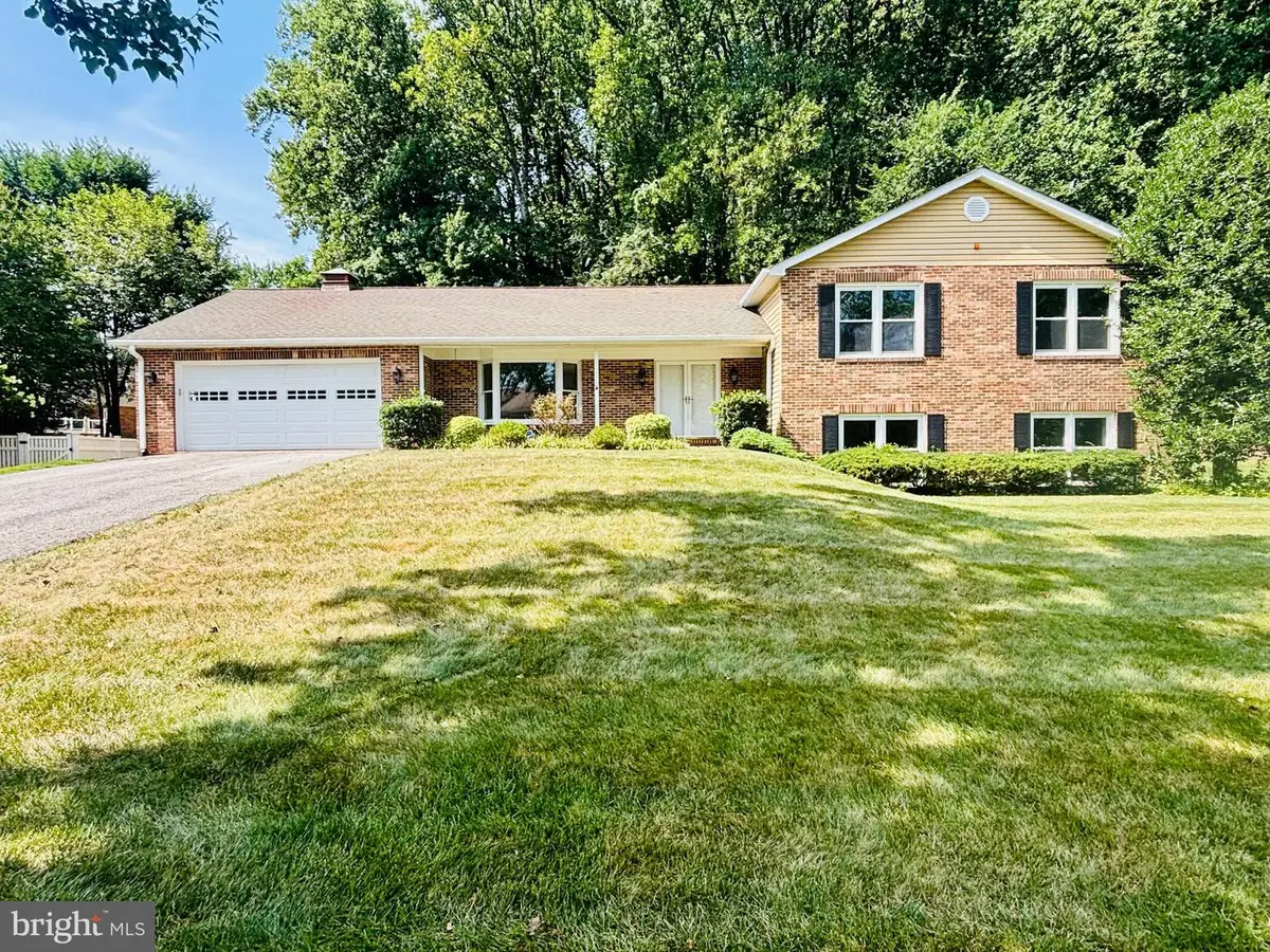 6204 Gideon St, Bowie, MD 20720 - #1