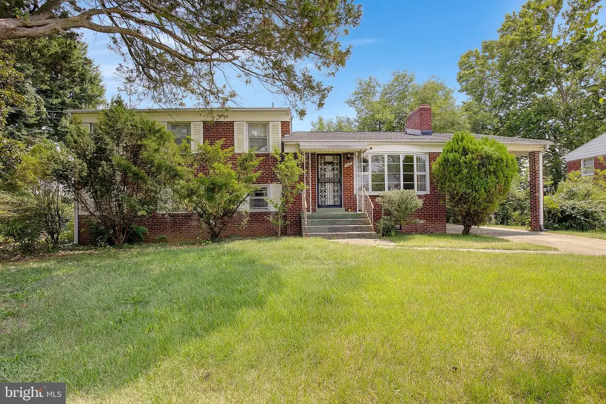 5907 Bedford Ln, Clinton, MD 20735 - #1
