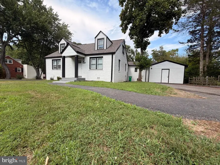 7516 Burgess Ln, Fort Washington, MD 20744 - #2
