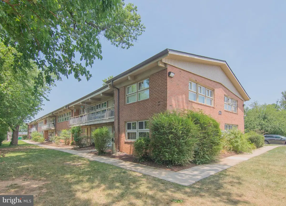 7402 18th Ave #12, Hyattsville, MD 20783 - #1
