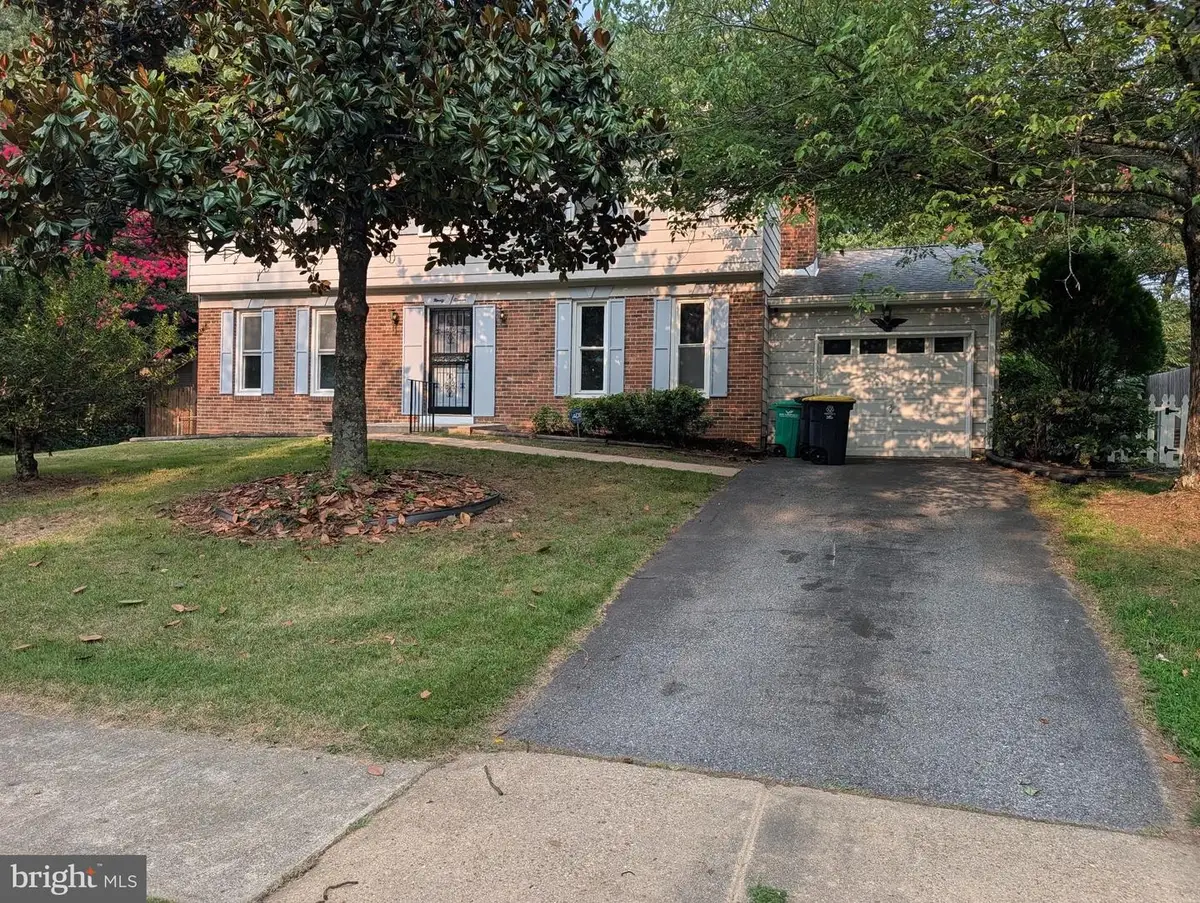 9011 Ivanhoe Rd, Fort Washington, MD 20744 - #1