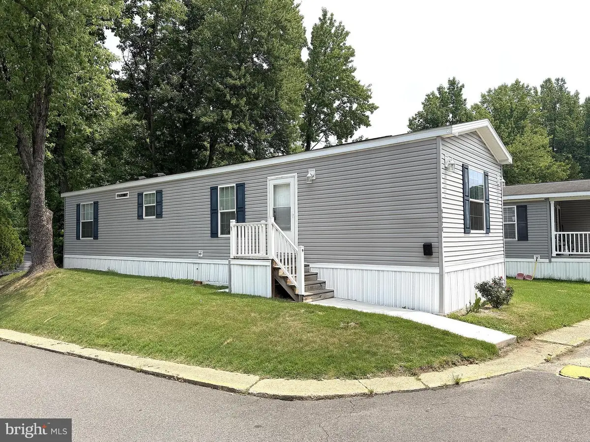9500 Beech Park St, Capitol Heights, MD 20743 - #1