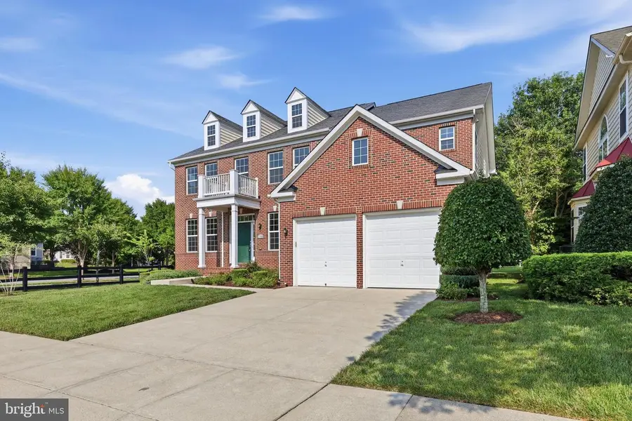 2700 Lake Forest Dr, Upper Marlboro, MD 20774 - #2