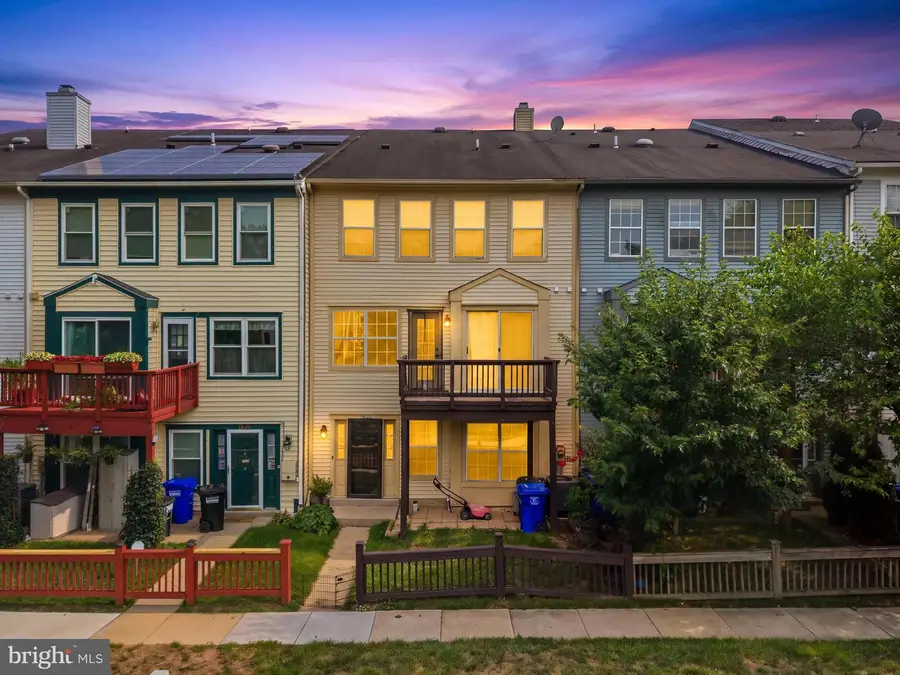 7822 Chapel Cove Dr, Laurel, MD 20707 - #2