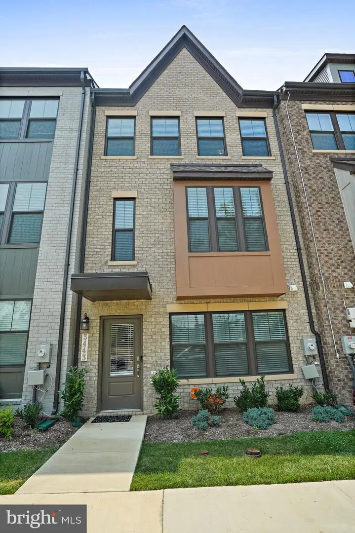 3443 Carnaby St, Hyattsville, MD 20782 - #2