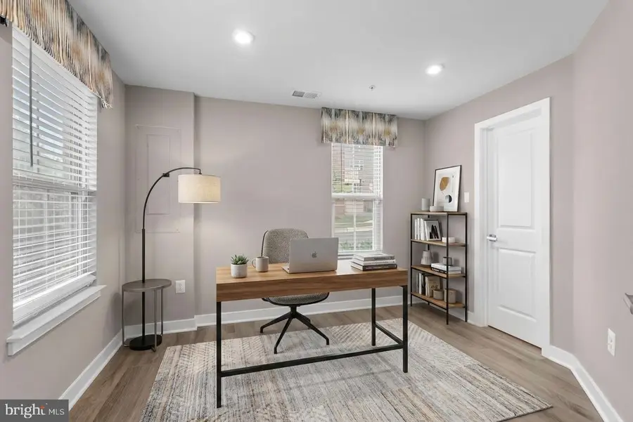 6100 Northwest Dr, Hyattsville, MD 20782 - #3