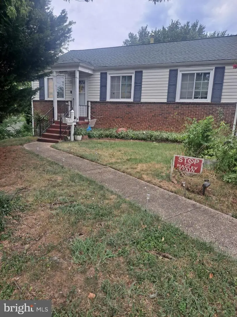 6704 Hamilton St, Riverdale, MD 20737 - #1