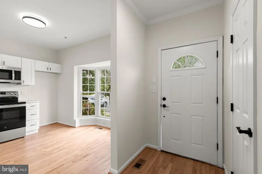 6916 Flag Harbor Dr, District Heights, MD 20747 - #3