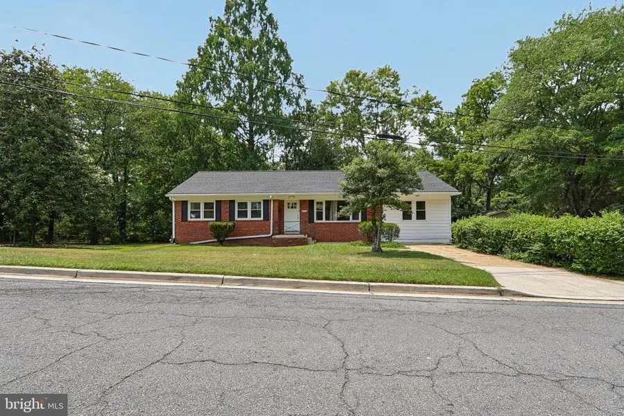9203 Wellington Ct, Lanham, MD 20706 - #3