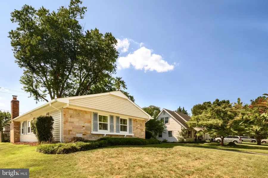 2416 Kinderbrook Ln, Bowie, MD 20715 - #2
