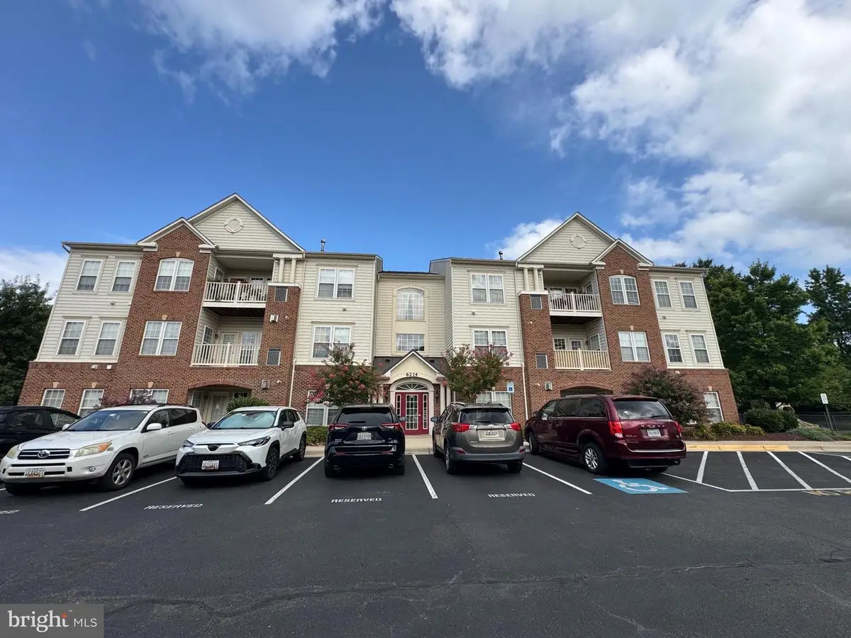 6214 Westchester Park Dr #402l, College Park, MD 20740 - #1