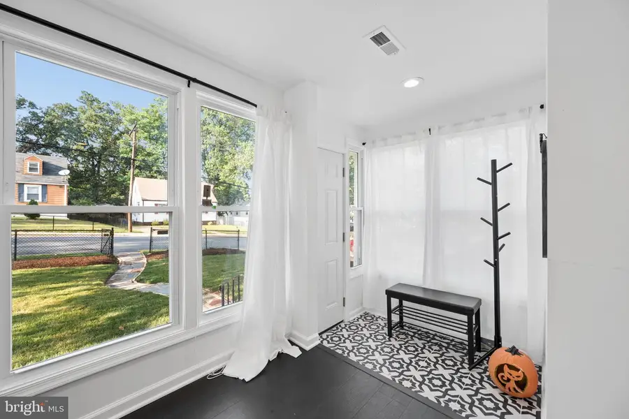 4220 71st Ave, Hyattsville, MD 20784 - #3