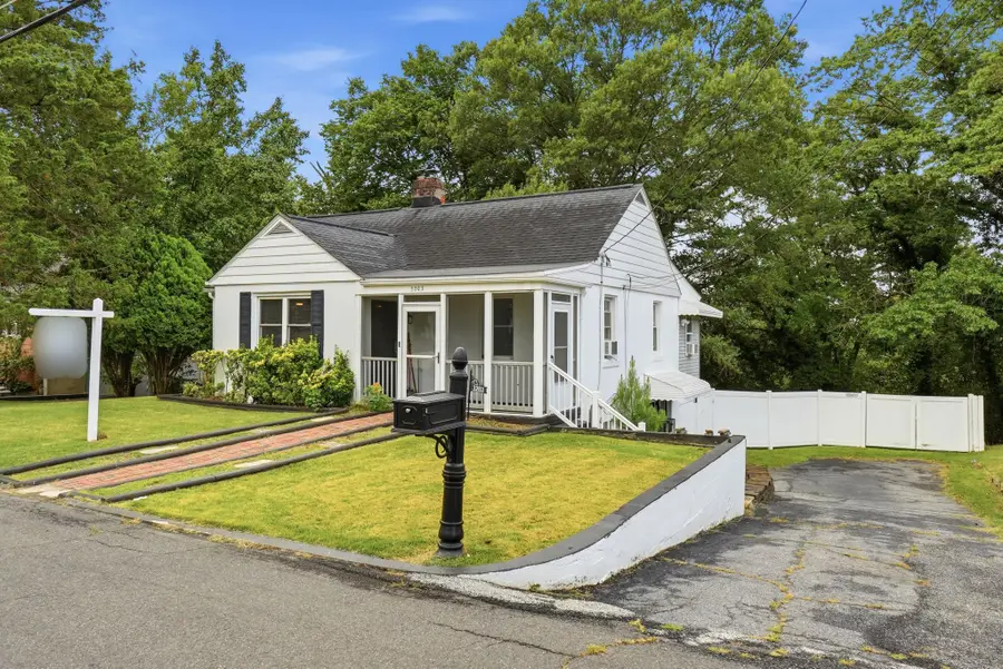 3203 Mulberry Ln, Temple Hills, MD 20748 - #3