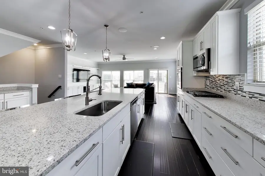 5501 Manor Park Dr, Upper Marlboro, MD 20772 - #3