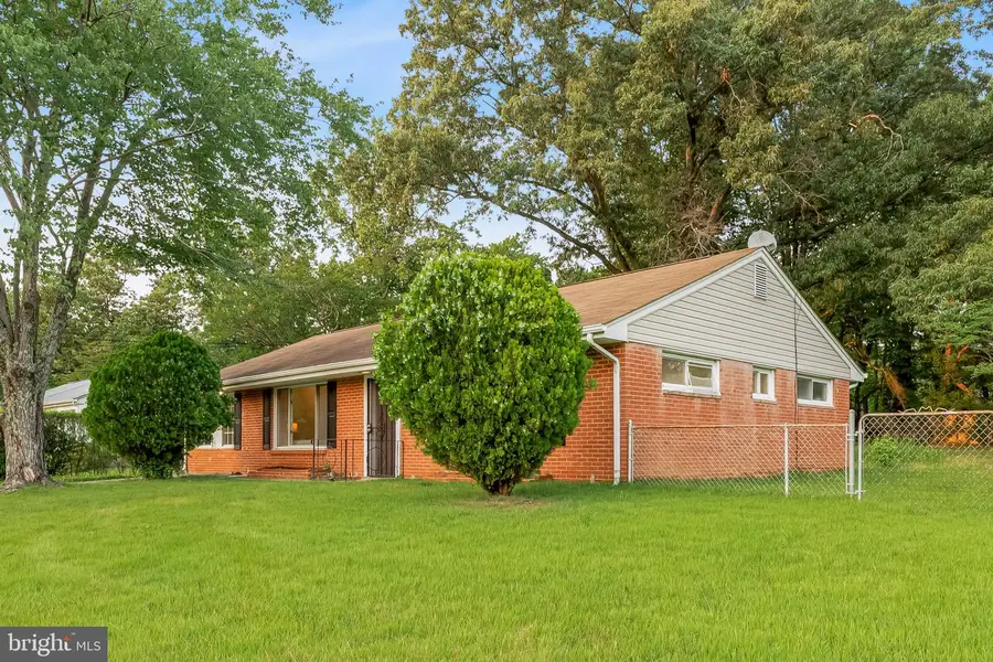 1224 Van Buren Dr, Fort Washington, MD 20744 - #2