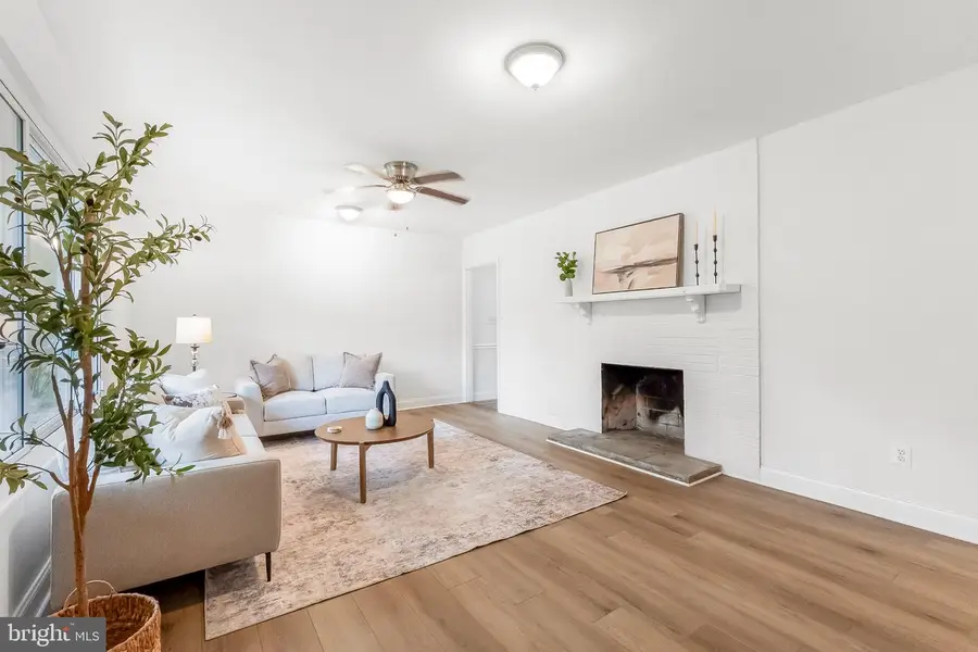 1224 Van Buren Dr, Fort Washington, MD 20744 - #3