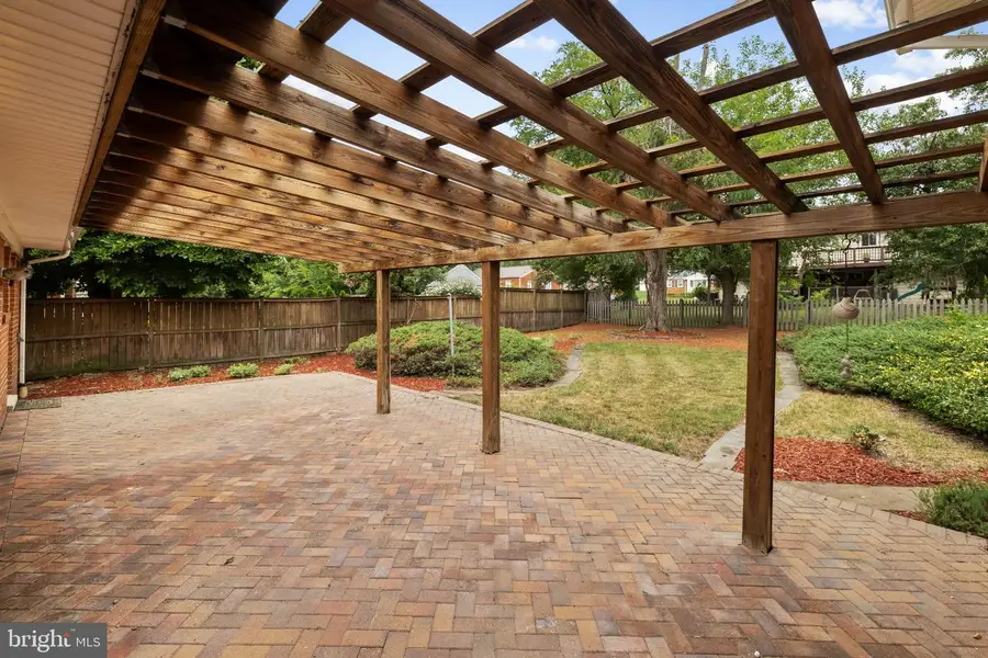 2200 Rosecroft Blvd, Fort Washington, MD 20744 - #2