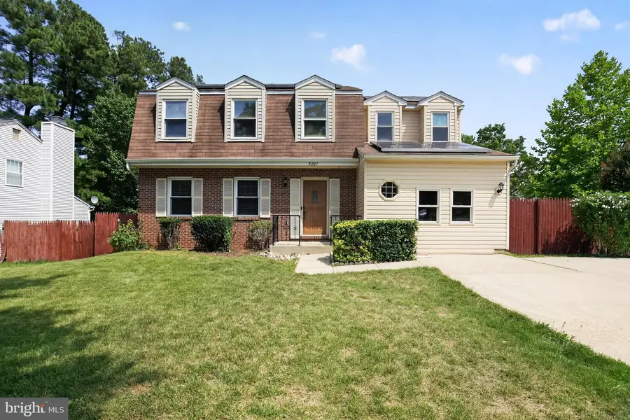 5201 Aldershot Dr, Lanham, MD 20706 - #2