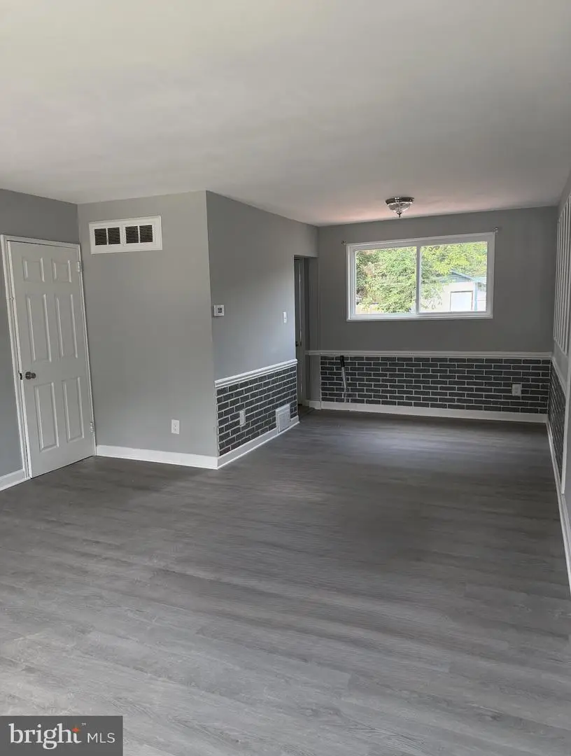 5826 Jamestown Rd, Hyattsville, MD 20782 - #3