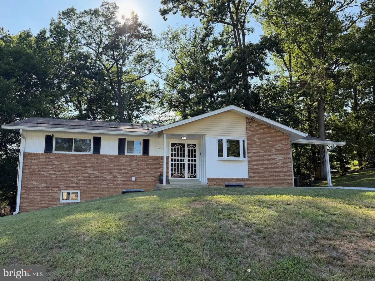 6505 Acorn Ct, Temple Hills, MD 20748 - #1