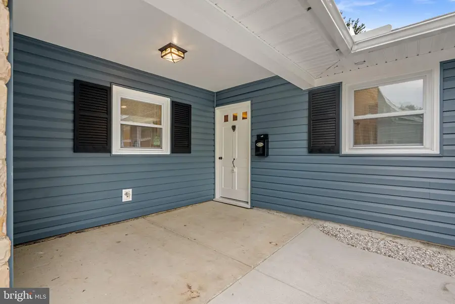 12211 Malin Ln, Bowie, MD 20715 - #2