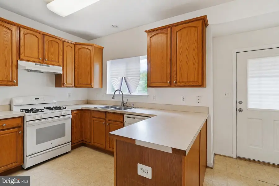 7033 Chadds Ford Dr, Brandywine, MD 20613 - #3