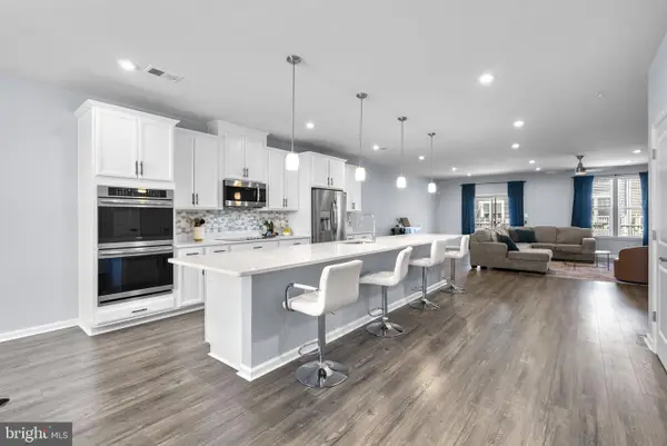 2708 Duvall Ridge Rd #415, LANDOVER, MD 20785