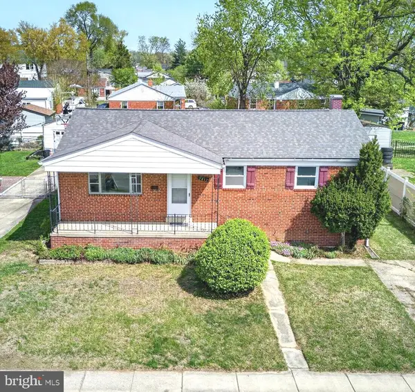 2412 Fordham St, HYATTSVILLE, MD 20783