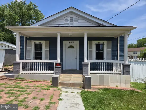 805 Eastern Ave, FAIRMOUNT HEIGHTS, MD 20743