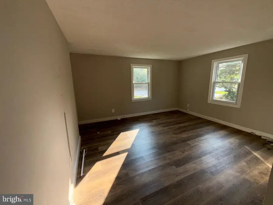 7520 Burgess Ln, Fort Washington, MD 20744 - #2