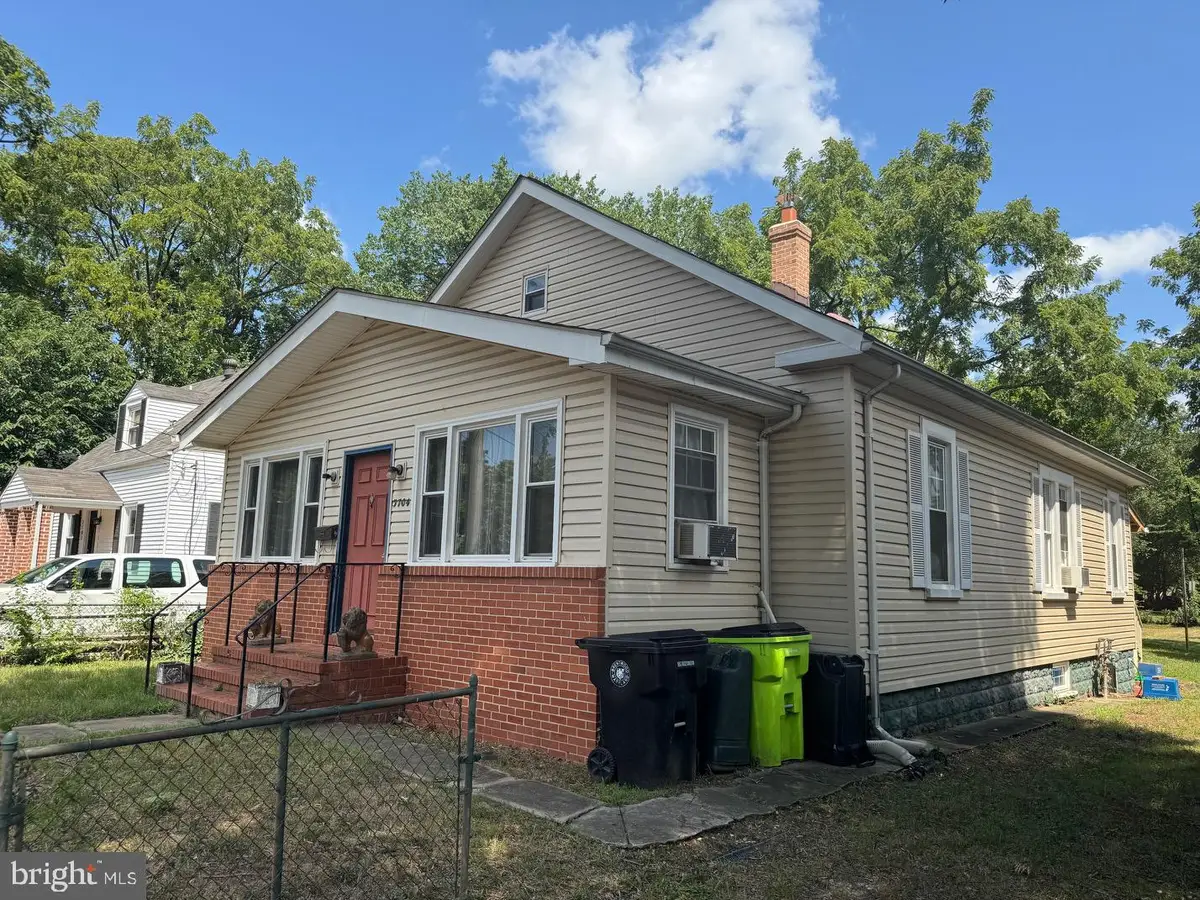 3704 Varnum St, Brentwood, MD 20722 - #1