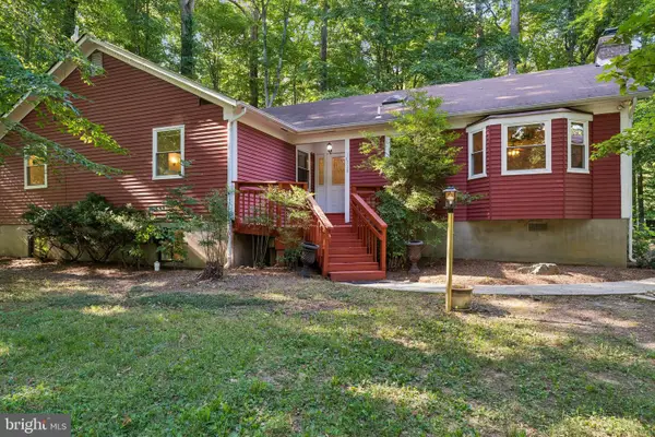 16320 Lea Dr, BOWIE, MD 20715