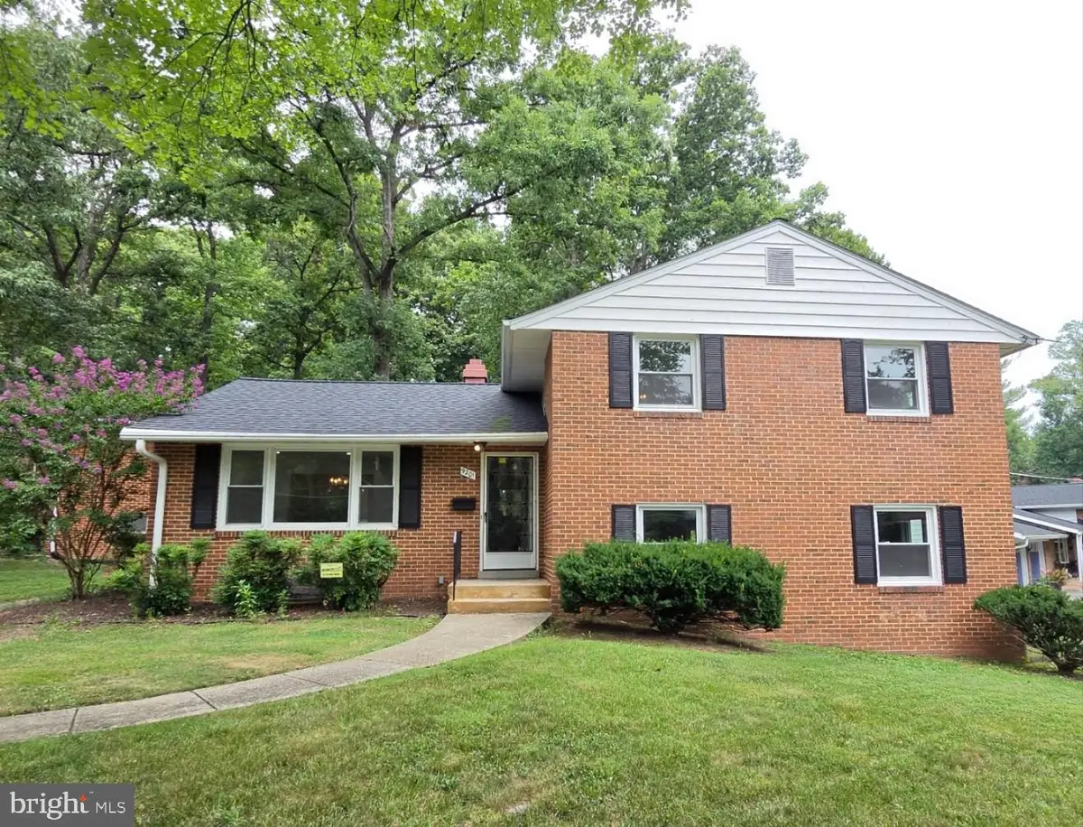 9201 Limestone Pl, College Park, MD 20740 - #1