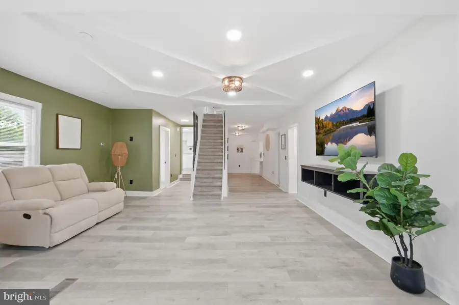 5906 Berwyn Rd, College Park, MD 20740 - #2