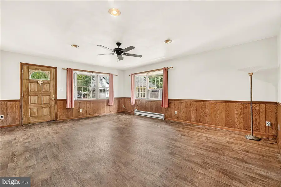 4814 Hollywood Rd, College Park, MD 20740 - #3