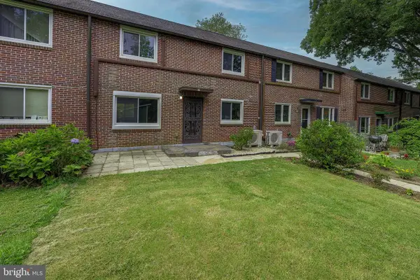 6-s Hillside Rd, GREENBELT, MD 20770