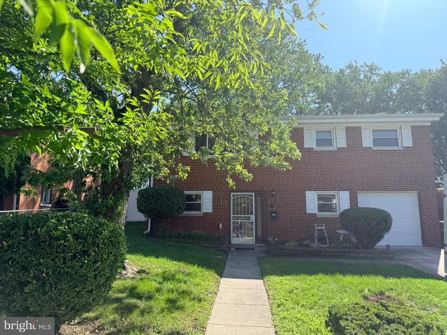 4104 St Clair Pl, Temple Hills, MD 20748 - #2