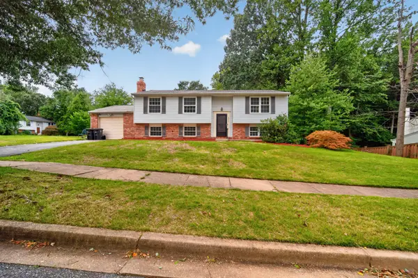 6810 Killarney St, CLINTON, MD 20735