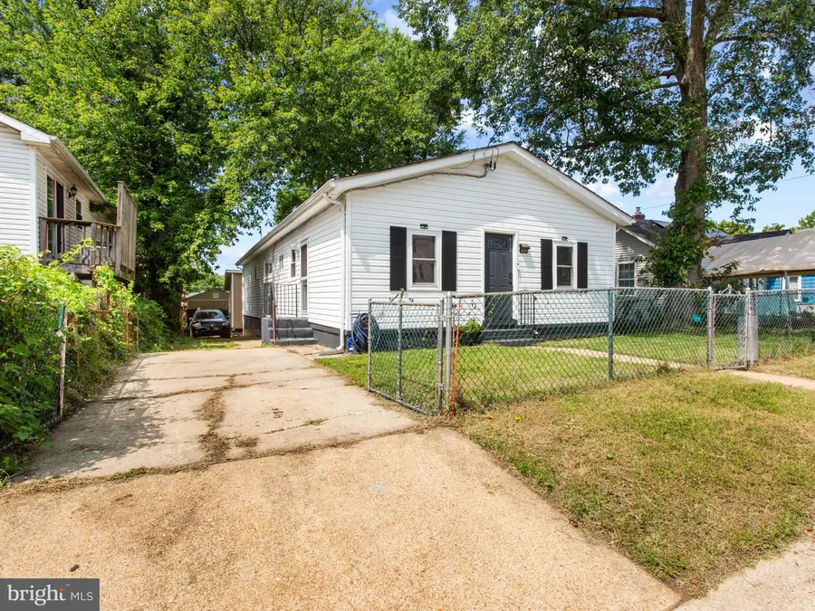414 Carmody Hills Dr, Capitol Heights, MD 20743 - #3