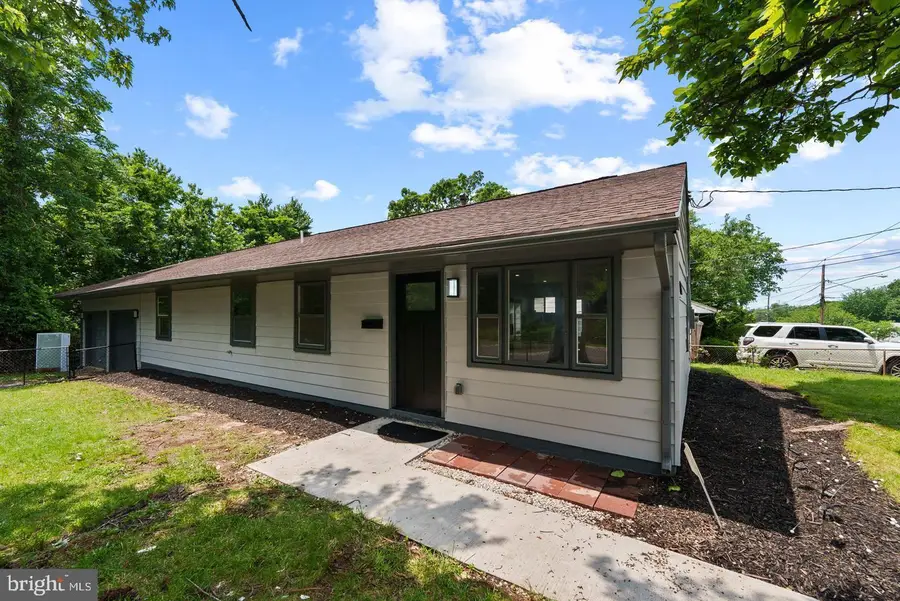 1125 Devonshire Dr, Oxon Hill, MD 20745 - #2