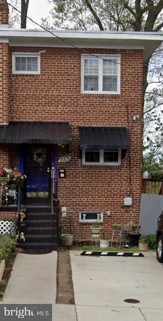 853 Neptune Ave, OXON HILL, MD 20745